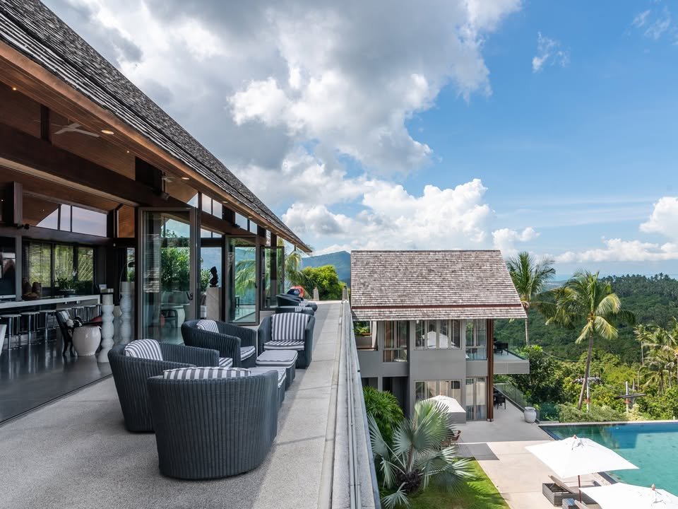 6 Bedroom, 7 Bathroom Modern Luxury Sea View Villa, Bophut