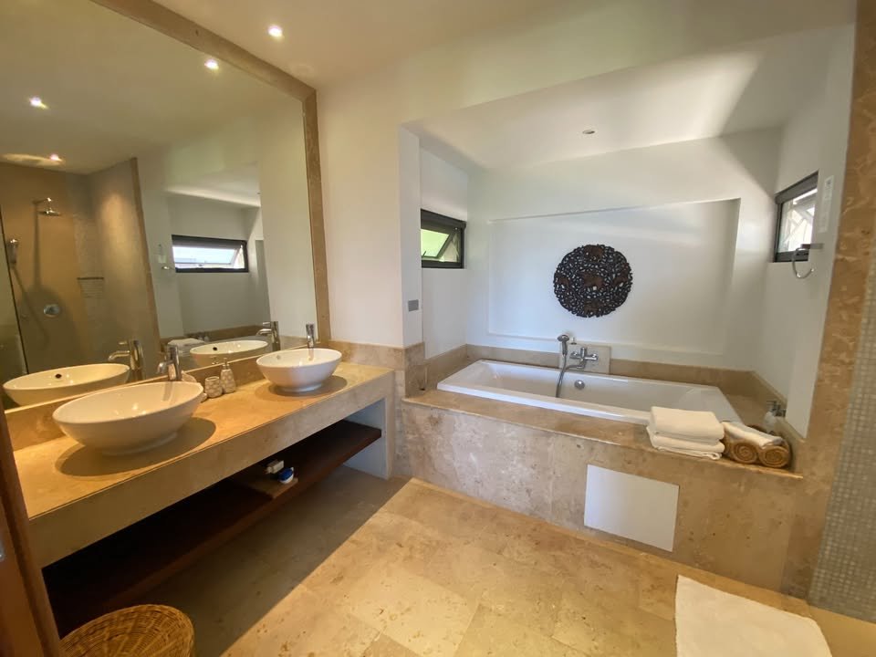 3 Bedroom, 3 Bathroom Sea View Pool Villa, Plai Laem (Choeng Mon)