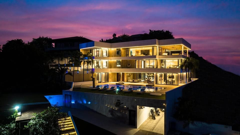 7 Bedroom, 7 Bathroom House for Rent, Koh Samui
