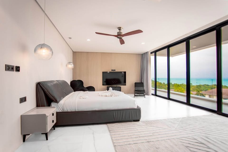 7 Bedroom, 7 Bathroom House for Rent, Koh Samui