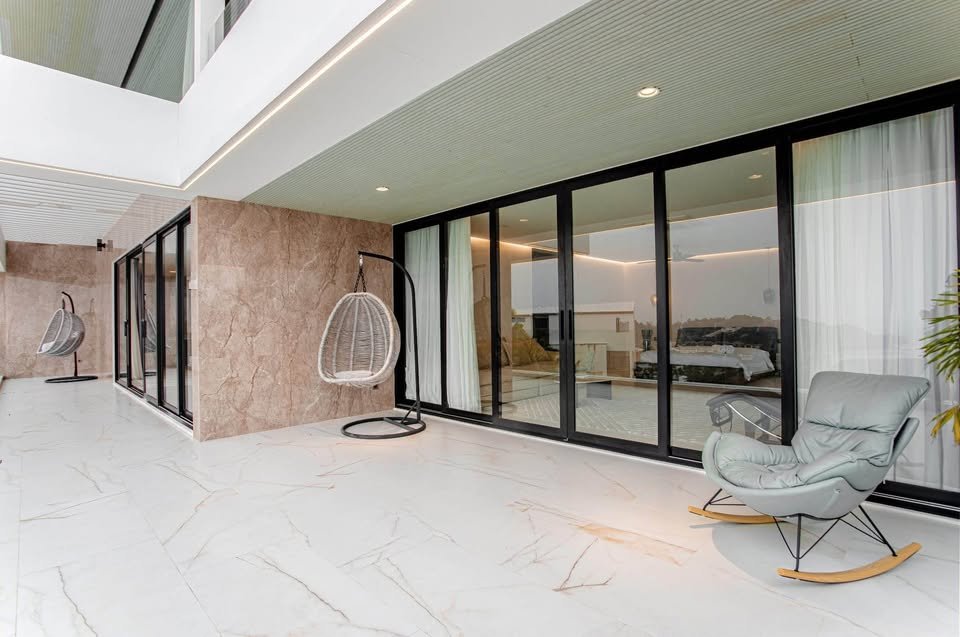 7 Bedroom, 7 Bathroom House for Rent, Koh Samui