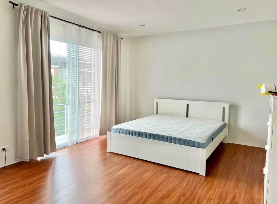 3 Bedroom, 3 Bathroom Garden Family Home, Bophut