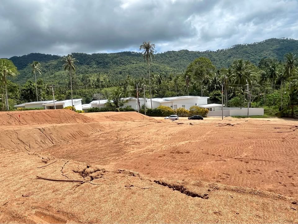 Ready to Build Flat Land Plots for Construction, Lamai