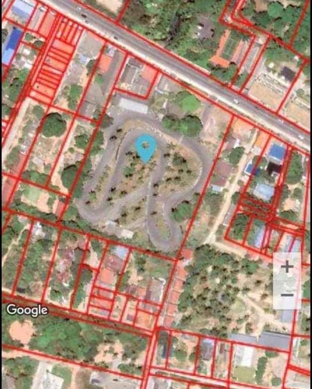 8 Rai Prime Land in Bophut, Walking Distance to the Beach