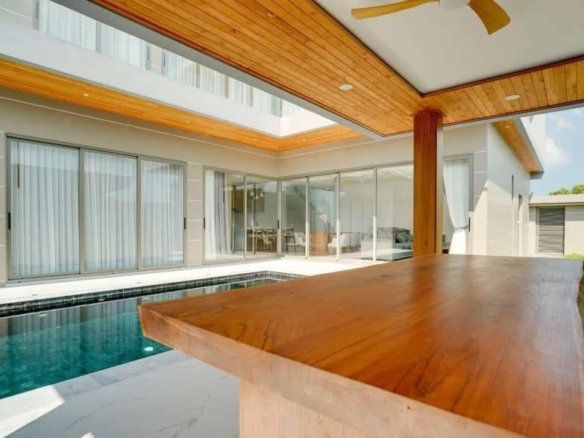 4 Bedroom Modern Elegance Pool Villa, Bang Rak