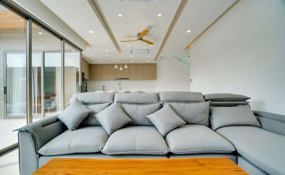 4 Bedroom Modern Elegance Pool Villa, Bang Rak