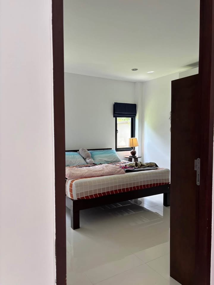 Villa Serenity, 5 Bedroom Sea View Villa in Bang Por