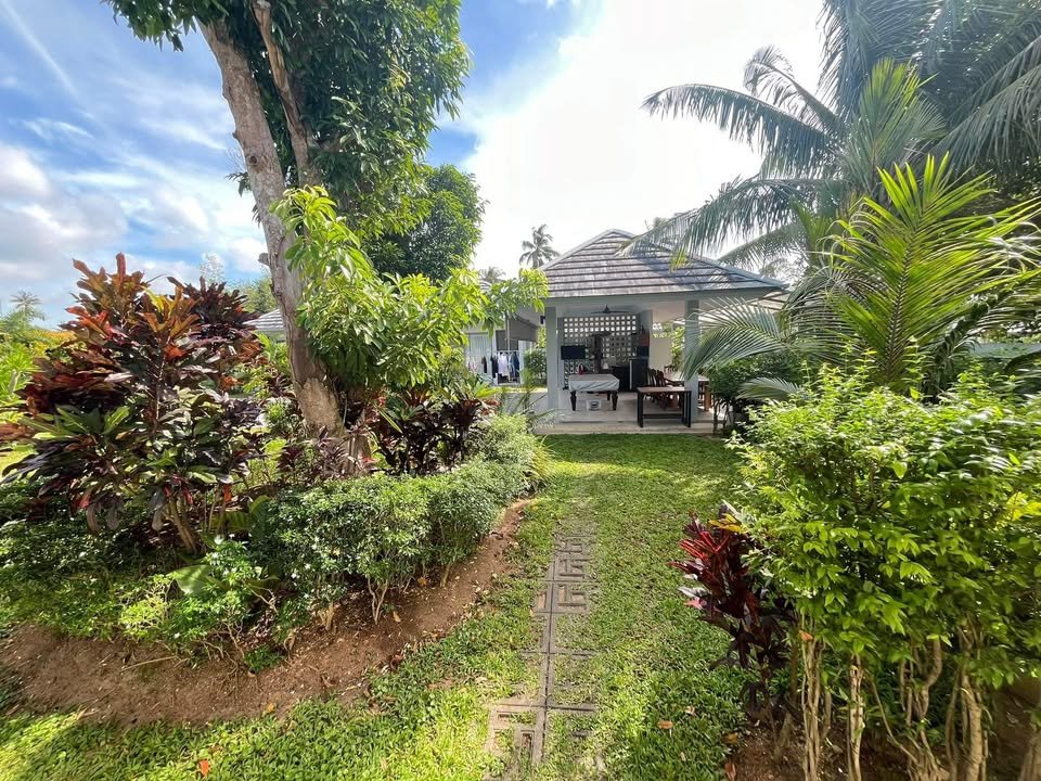 Serene Pool Villa Family Sanctuary, Lipa Noi
