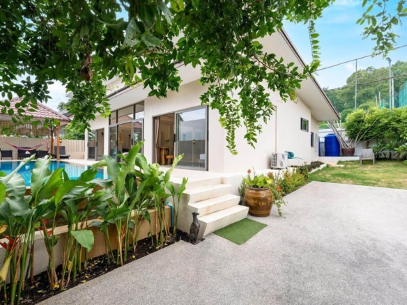 Prime 3 Bedroom Pool Villa for Sale in Bophut