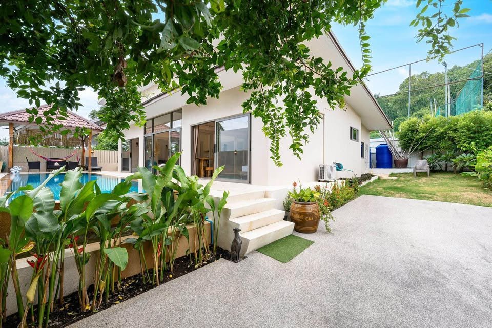 Prime 3 Bedroom Pool Villa for Sale in Bophut