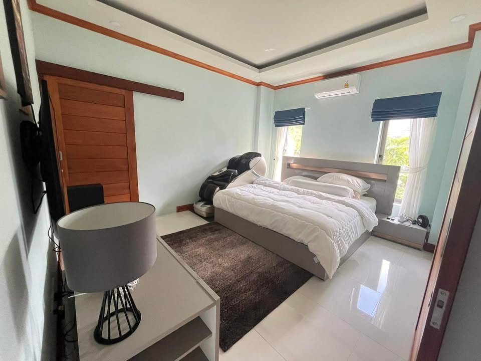 Serene Pool Villa Family Sanctuary, Lipa Noi
