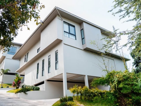 Private 4BR Sea-View Sanctuary, 610 sqm Luxury Residence