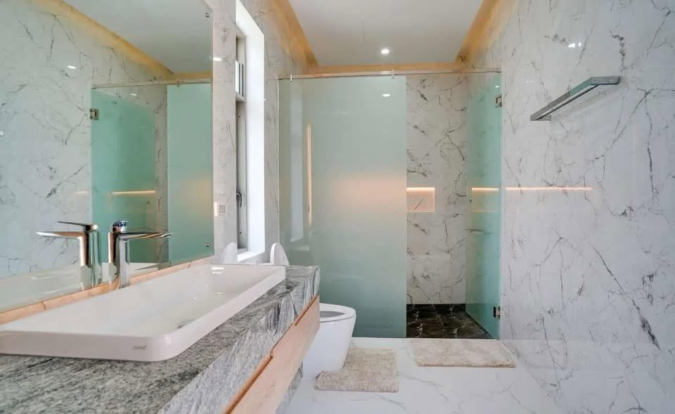 4 Bedroom Modern Elegance Pool Villa, Bang Rak