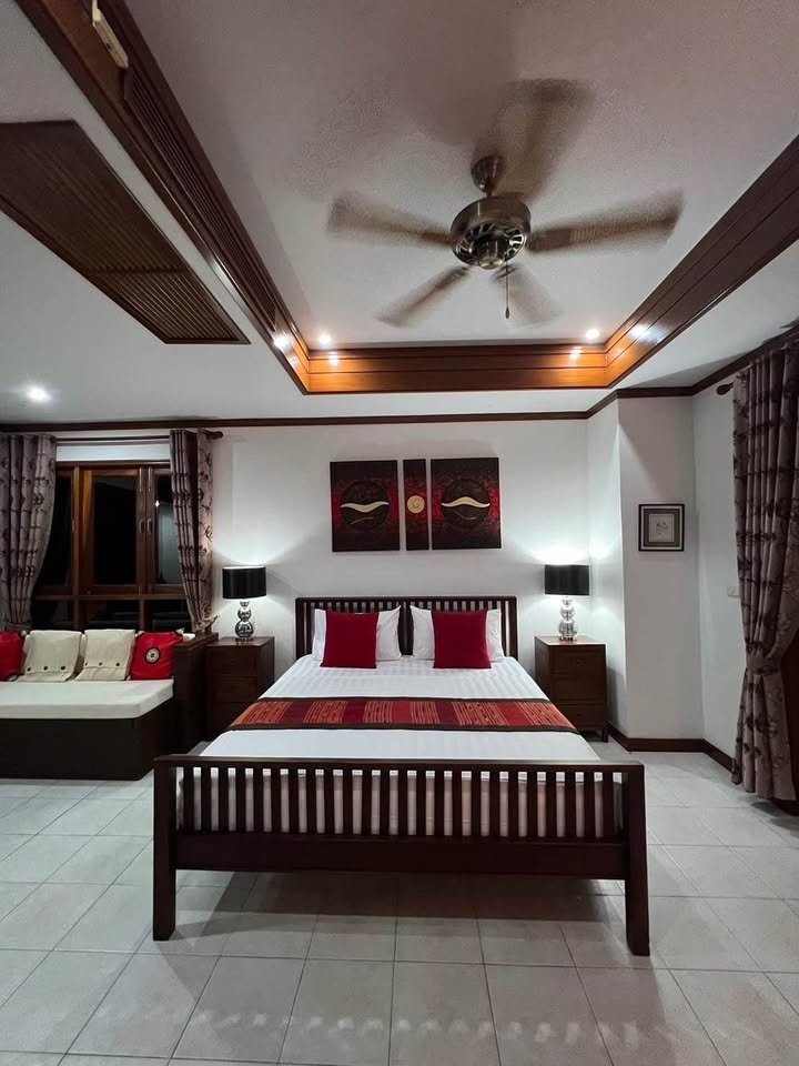728305368_853486801173775_8040247929559852649_n Elegance 4 BR Pool Villa for Rent, Tongson Bay
