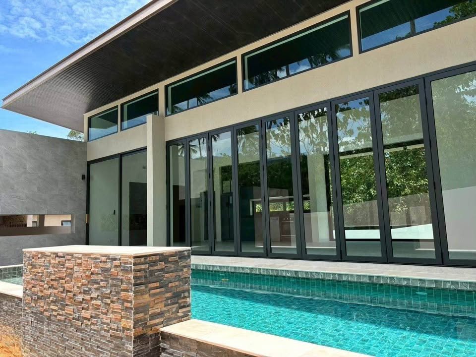 Modern Tropical Pool Villa, Maenam Soi 1