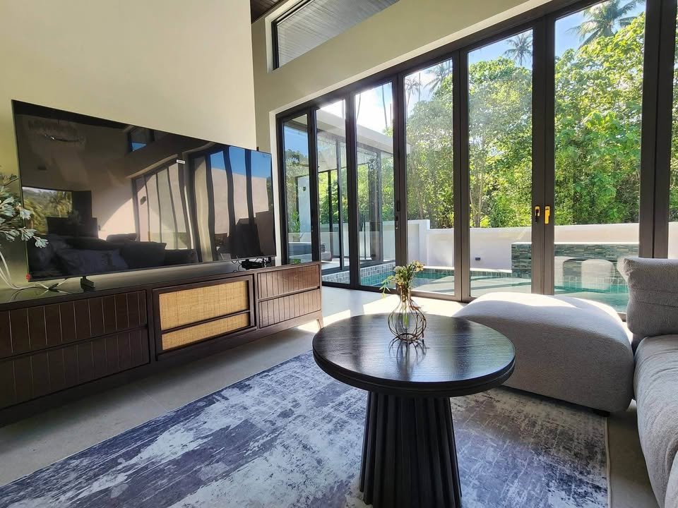 Modern Tropical Pool Villa, Maenam Soi 1