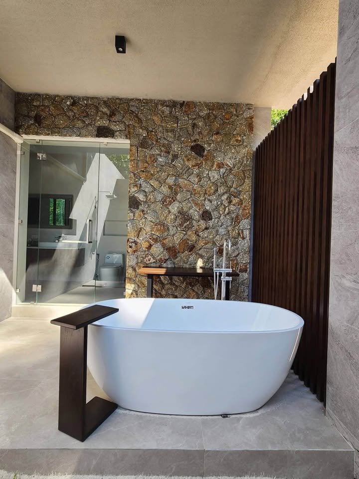 Modern Tropical Pool Villa, Maenam Soi 1
