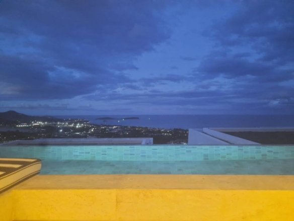 2 Bedroom, 2.5 Bathroom Modern Sea View Villa