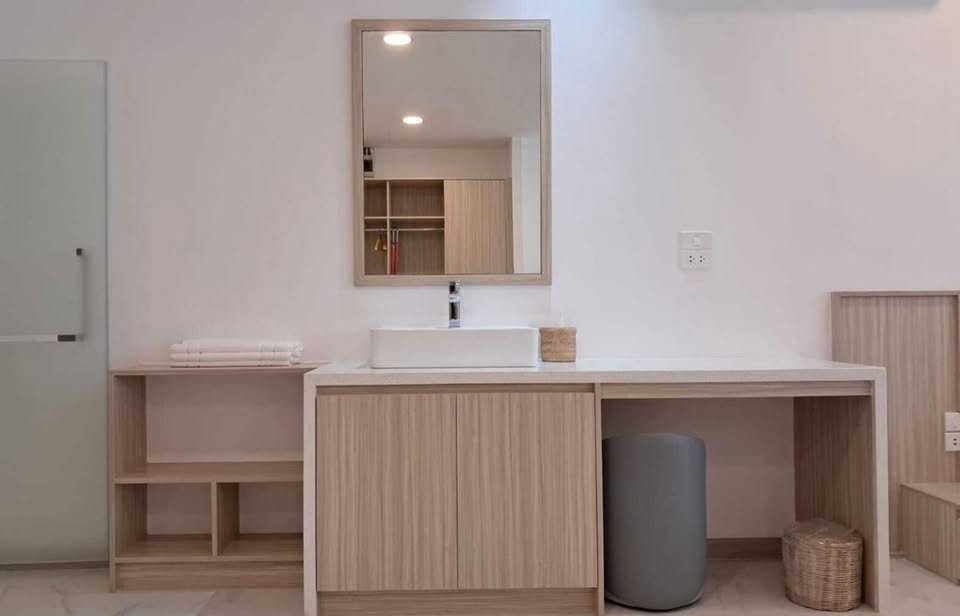 Beachfront Sea View Studio Apartment, Bophut