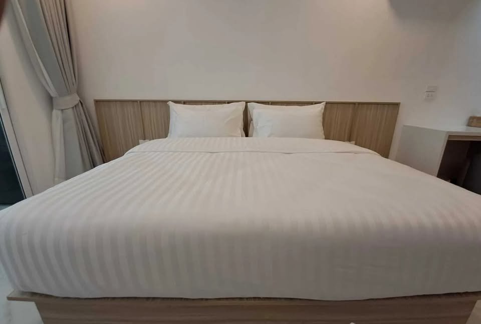 Beachfront Sea View Studio Apartment, Bophut