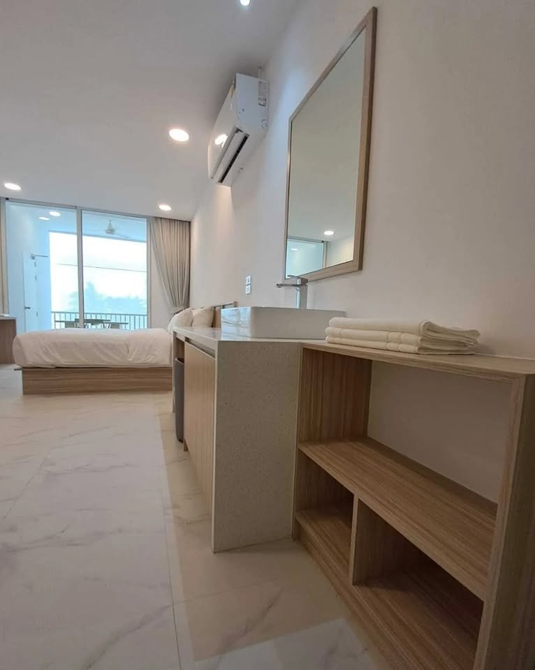 Beachfront Sea View Studio Apartment, Bophut