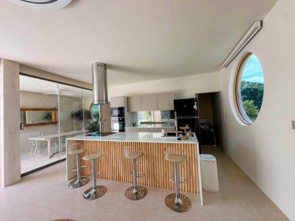 Brand New Bali Style 3 Bedroom Pool Villa, Maenam Soi 1