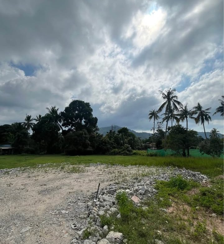 Green 400 SqM Building Plot, Maenam