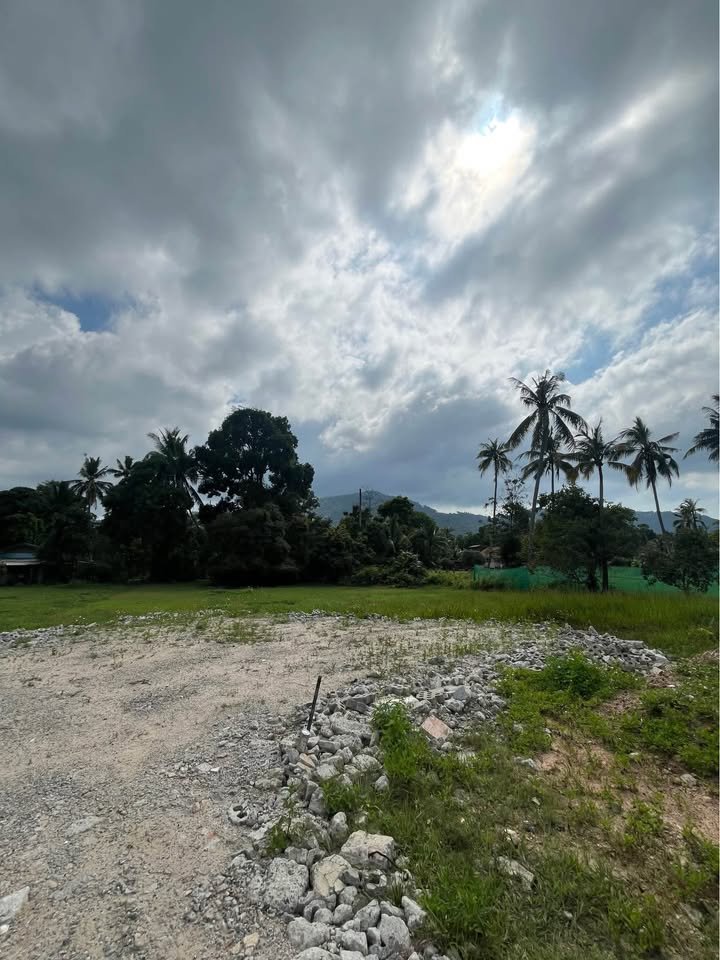 Green 400 SqM Building Plot, Maenam