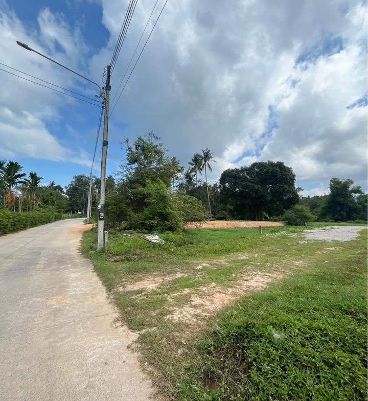 Green 400 SqM Building Plot, Maenam