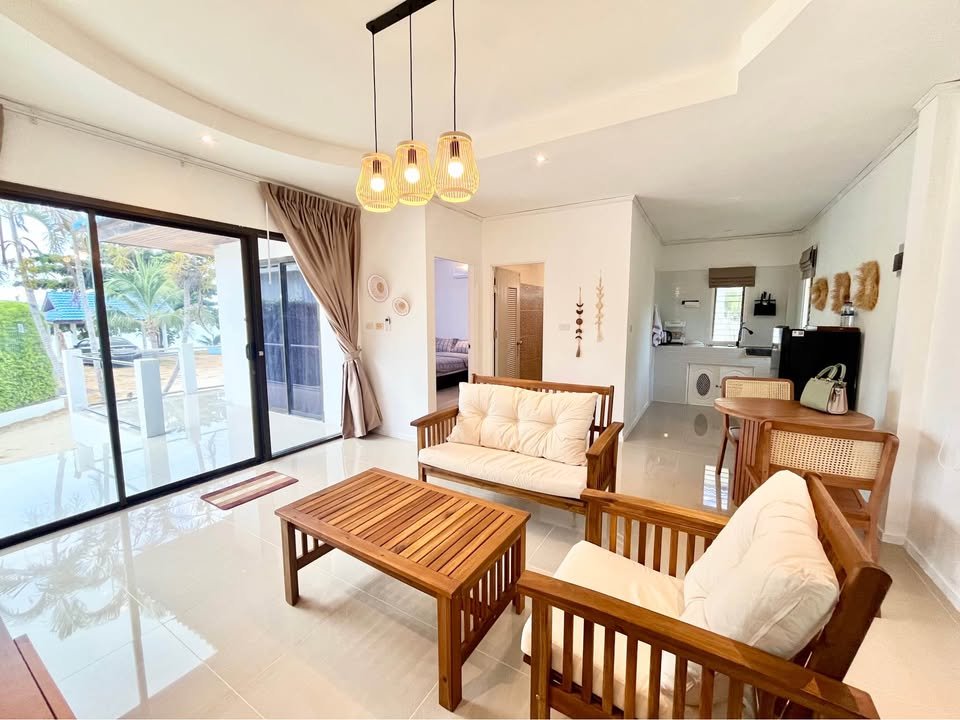 1 Bedroom Beachfront Villa with Patio, Plai Laem Soi 5