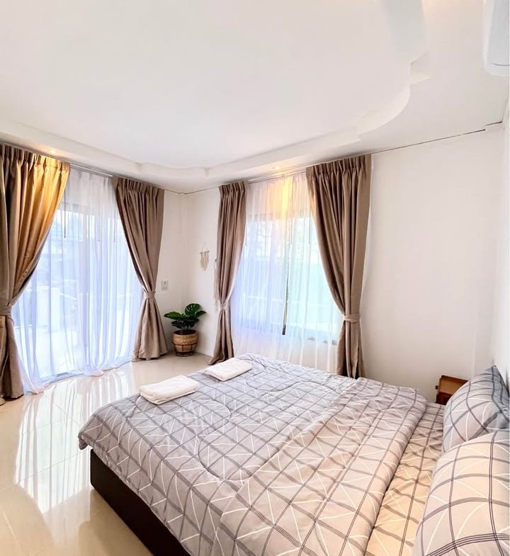 1 Bedroom Beachfront Villa with Patio, Plai Laem Soi 5