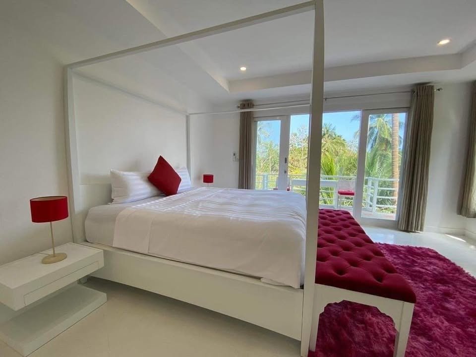 Stunning 4 Bedroom Sea View Villa near Chaweng Hill