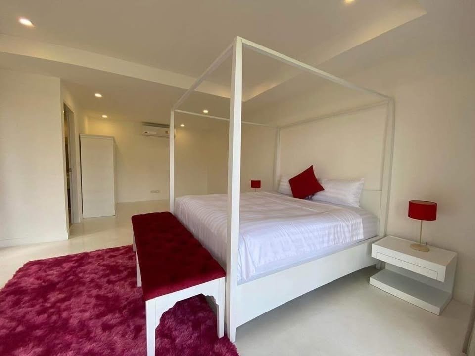 Stunning 4 Bedroom Sea View Villa near Chaweng Hill